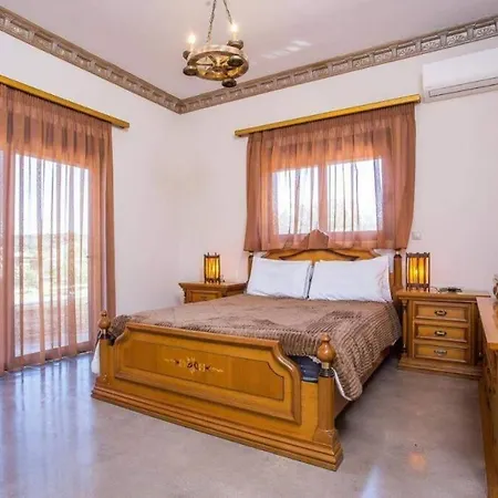Vaios Villa With A Private Pool * קאליתיאס